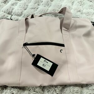 Zyia Pink Blush Premium Weekend Duffle NWT